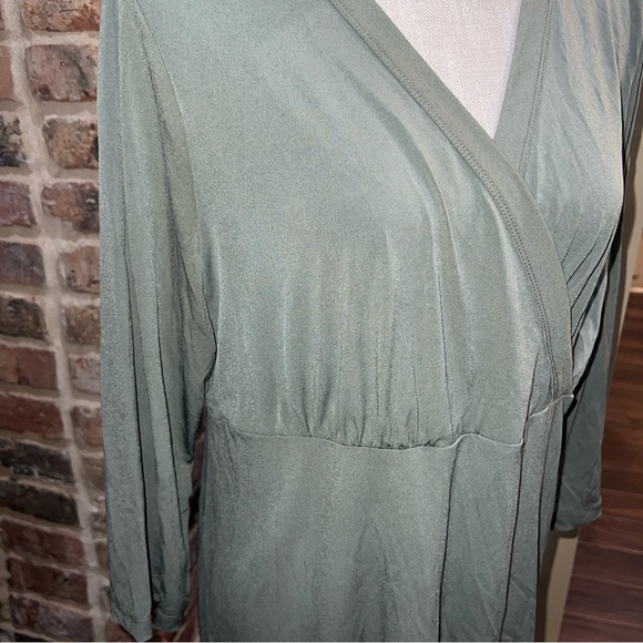 Christopher & Banks Blouse Womens Size Large 3/4 Sleeve Green Polyester Elastine - Picture 3 of 10